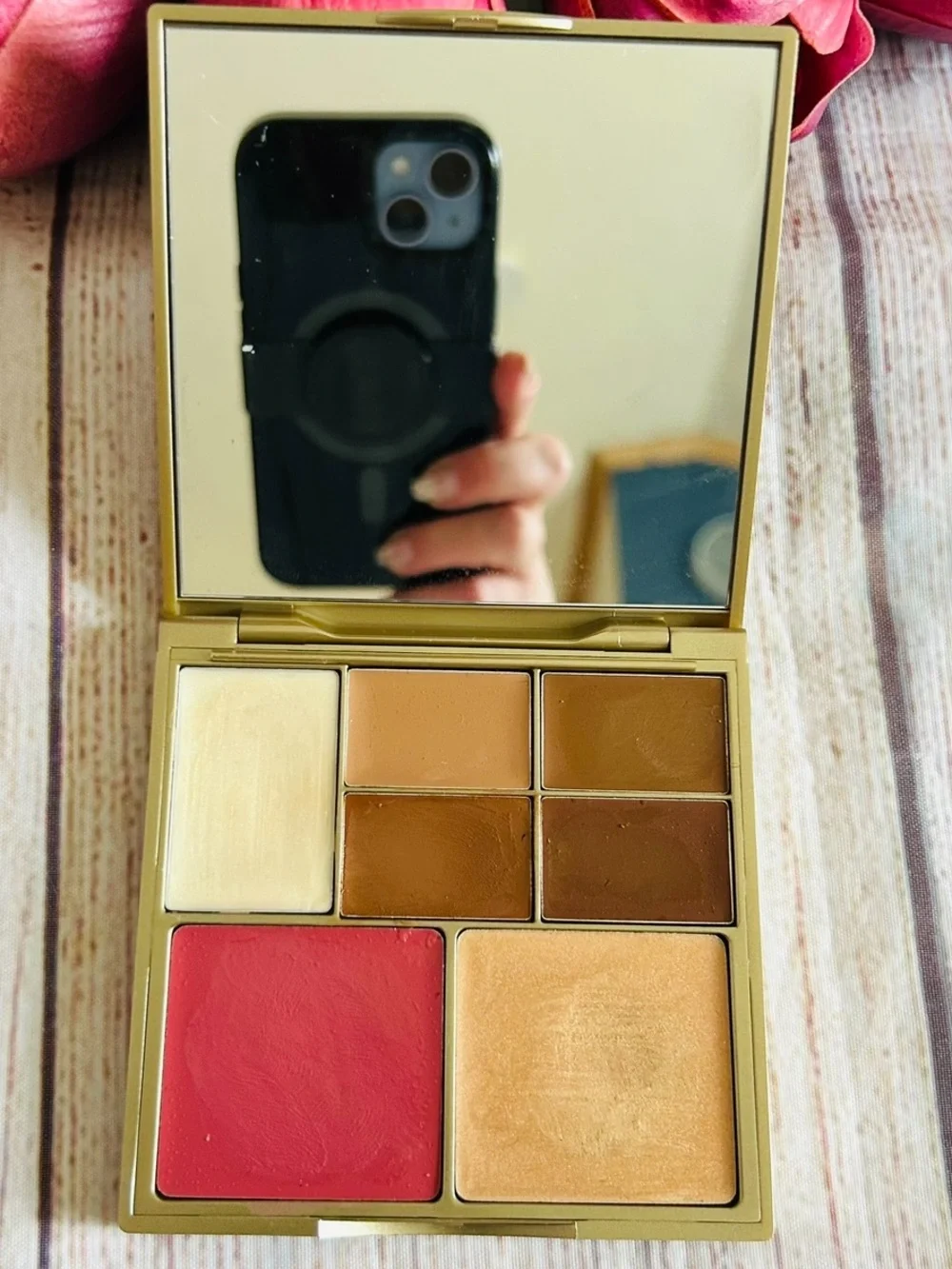 Stila Sculpt & Glow All-in-One Contouring & Highlighting Palette